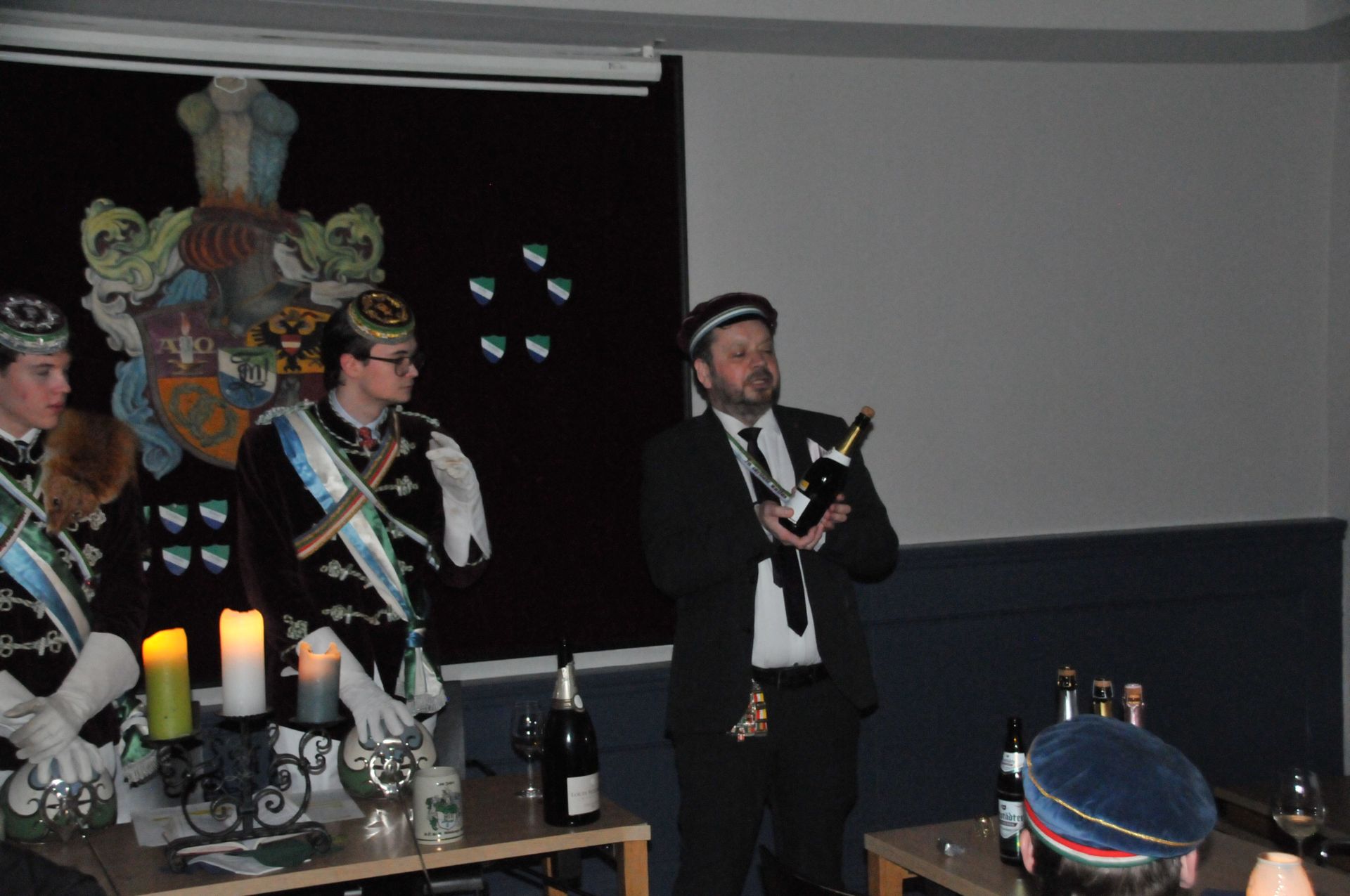 Antrittskneipe \\"Champus & Sekt\\"