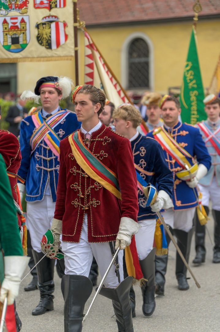 Festumzug zum Schloss Steyregg